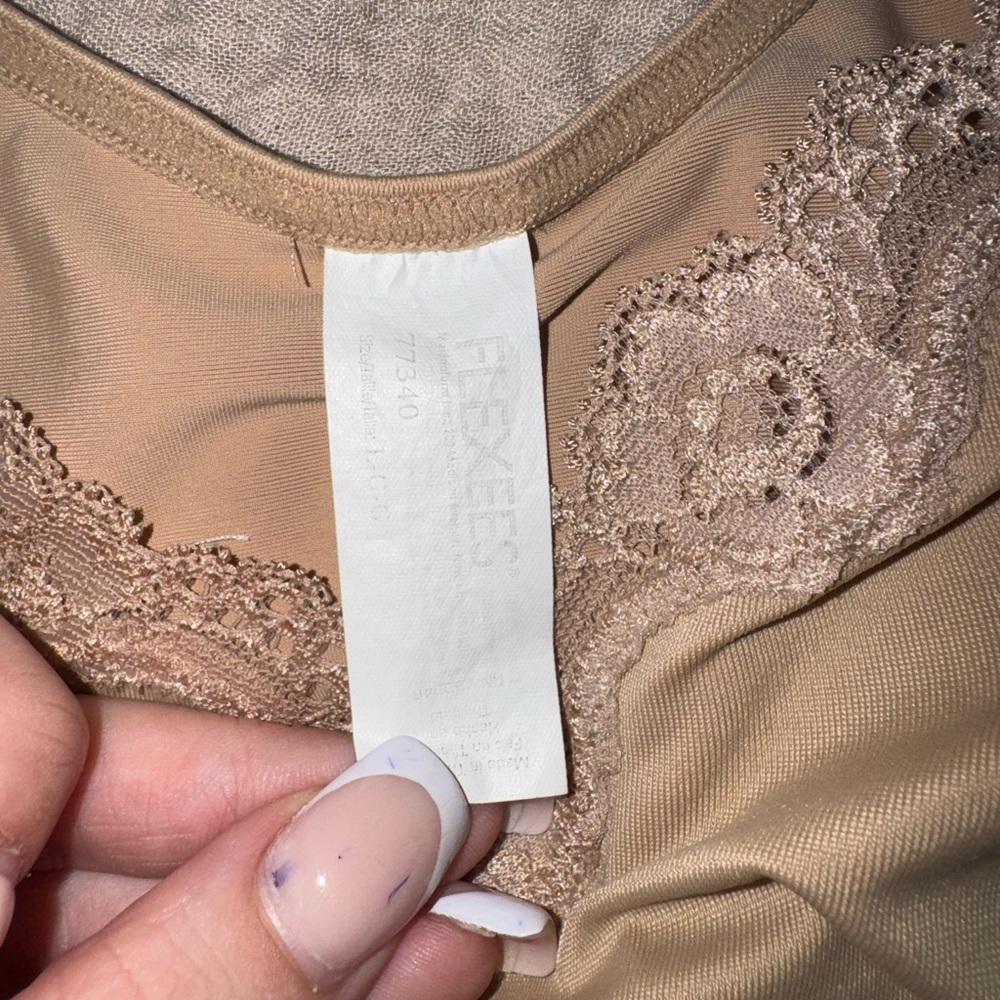 Tan Lace Trim Camisole Shapewear - Picture 3 of 4
